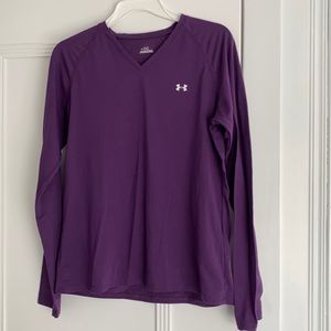 Under armour women’s long sleeve workout shirt. Purple, size L